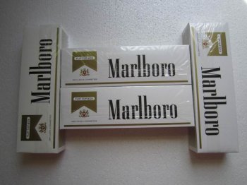 Marlboro Gold Cigarettes Regular Duty Free(20 Cartons) [Marlboro Gold Cigarettes Regular]